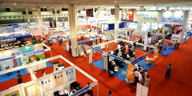 展覽制作工廠聚焦：會展業(yè)“展能過剩”，亟待由大變強(qiáng)