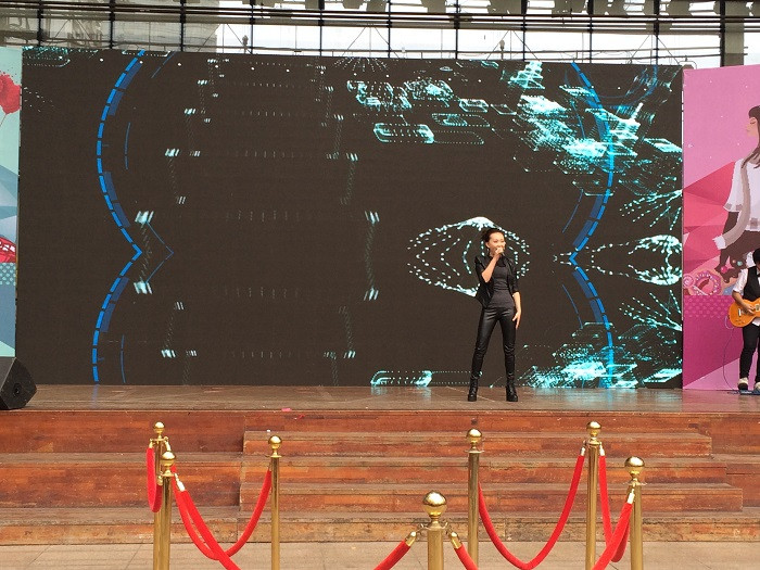 楊家坪商圈——商場(chǎng)廣場(chǎng)活動(dòng)舞臺(tái)搭建