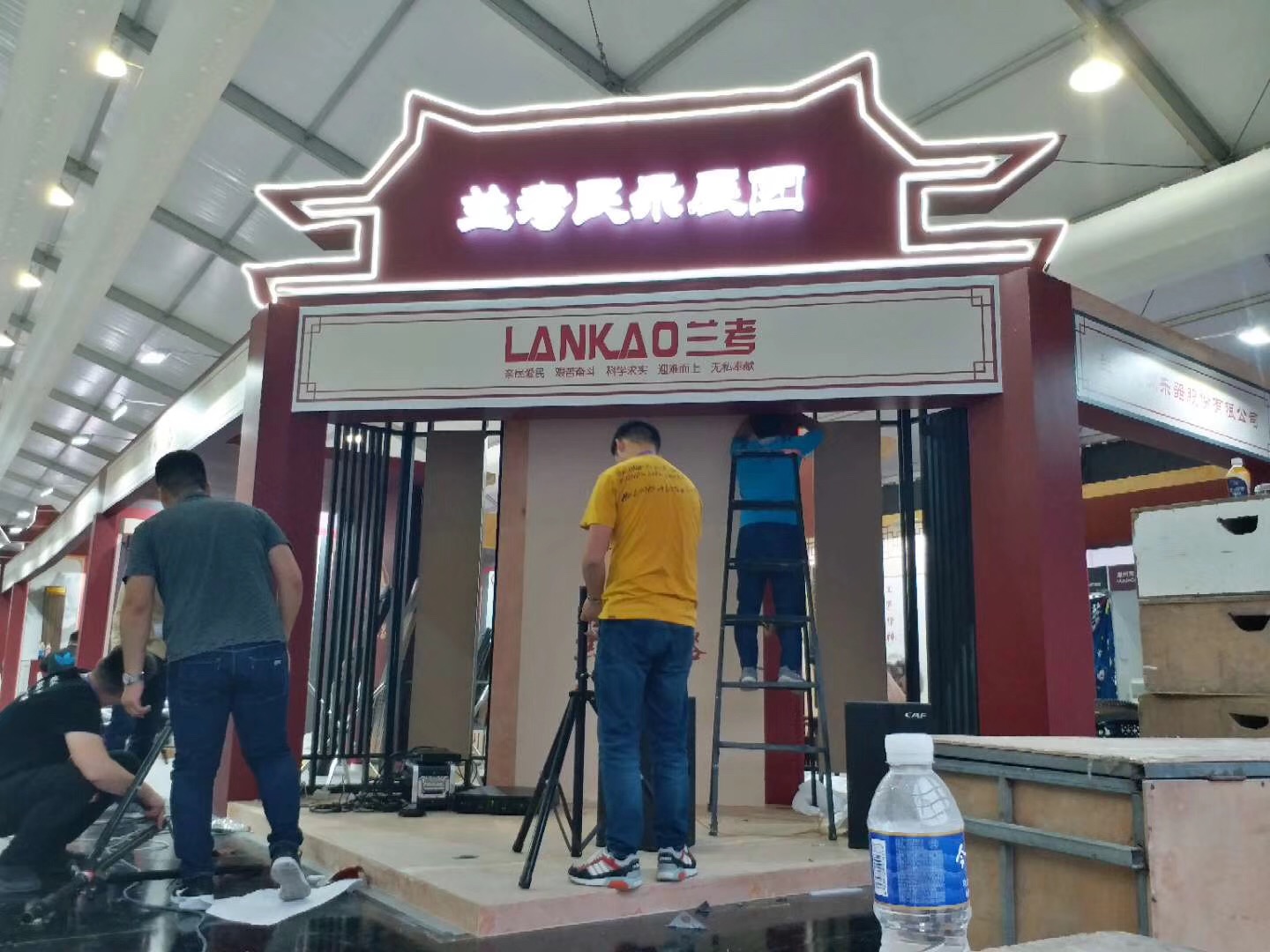 蘭考民樂展臺(tái)——樂器展展位搭建 蘭考民樂展臺(tái)——樂器展展位搭建